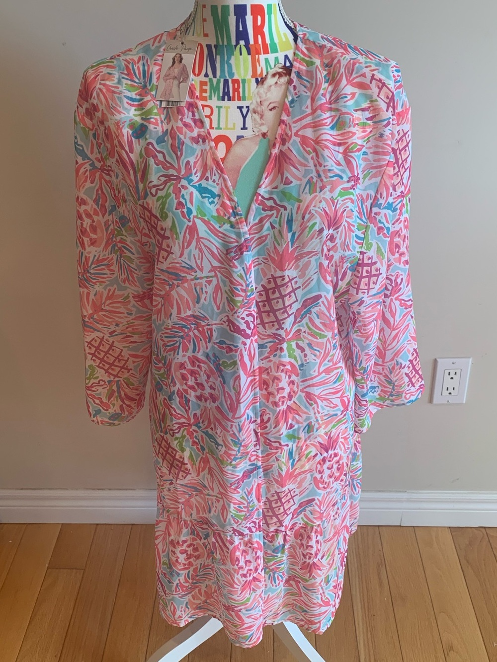 NWT Charlie Paige Pink Tropical Print Coverup